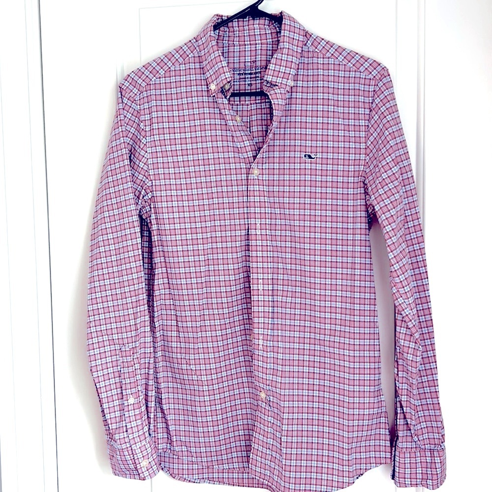 Vineyard Vines Button Down performance